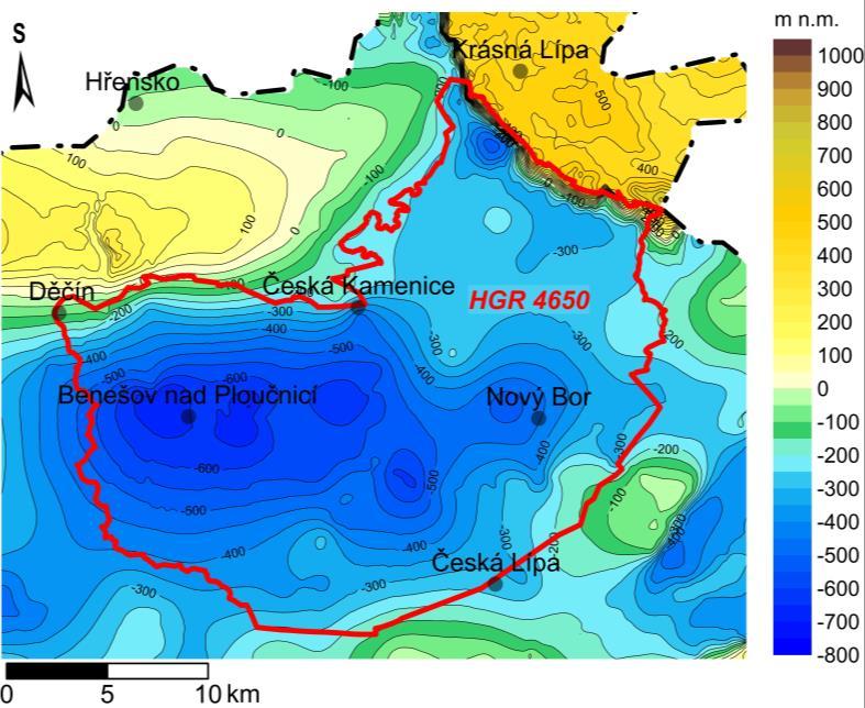 4. CHARAKTERISTIKA RAJONU 4.1. GEOLOGICKÁ STAVBA A CHARKTERISTIKA JEDNOTEK 4.1.1. STRATIGRAFIE A LITOLOGIE PODLOŽÍ ČESKÉ KŘÍDOVÉ PÁNVE Podloží křídy HGR 4650 je tvořeno převážně permokarbonskými sedimenty českokamenické pánve.