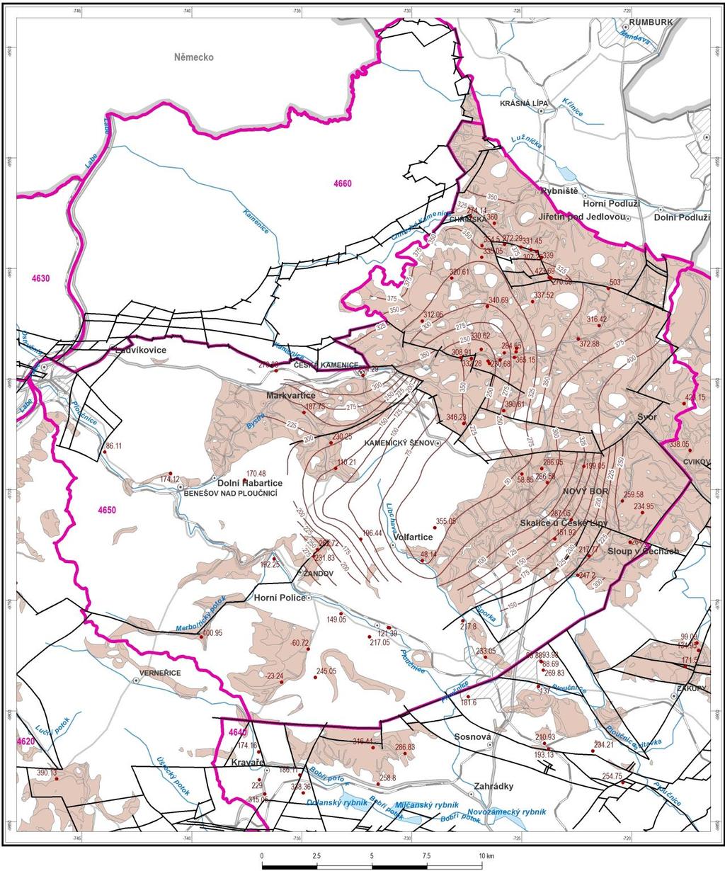 Obr. 4-10. Izoliniová mapa stropu kolektoru D na území rajonu 4650 a v jeho okolí zkonstruovaná na základě interpretace rozhraní ve vybraných vrtech.