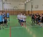 Florbal turnaj mezi pátými třídami Na základě vysoké oblíbenosti florbalu mezi dětmi jsme uspořádali florbalový turnaj mezi pátými třídami. V pátek 4.
