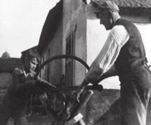Jste spokojeni se stavem veřejného pořádku, s respektováním všeobecných pravidel, které určují, jak máme spolu v historické Praze žít? Jste smířeni s hordami opilců, kteří noc, co noc vám nedají spát?