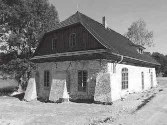 Největší stavební událos tohoto roku bylo sta c- ké zajištění ruiny budovy bývalých lázní, Aperátu.