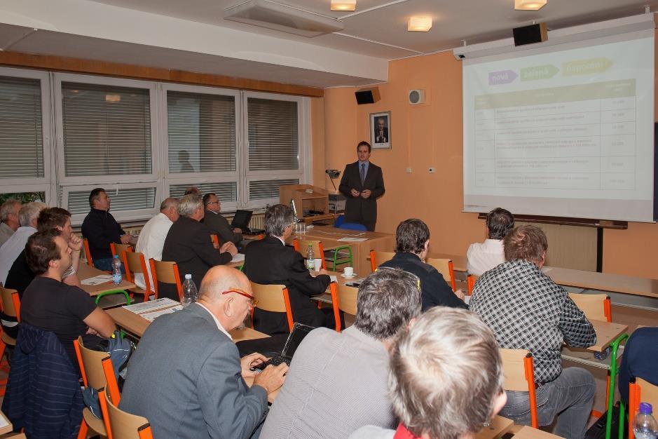 října 2016 se na půdě SŠIEŘ Rožnov pod Radhoštěm konal již 9. ročník semináře Perspektivy elektrotechniky 2016, letos s mezinárodní účastí kolegů z partnerské školy v Piešťanech.