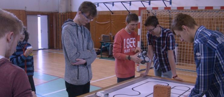 Projekt z OP VK, OP VVV a jiné Projekt Centra přírodovědného a technického vzdělávání pro moderní výuku žáků středních škol a základních škol ve ZK Projekt sice oficiálně skončil k 30. 6.