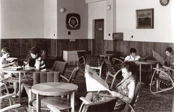 Nejvíce se promítly do života třeboňských lázní nové společenské a ekonomické podmínky po Únoru 1948. V roce 1949 přešly lázně z majetku města pod správu Čs. státních lázní a zřídel.