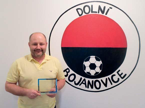 30 31 Stolní tenis v Dolních Bojanovicích Štěpán Kopiš (5), Jiří Zhříval (21), Štěpán Košutek (40), Adam Petrjánoš (28), Adam Zavoral (4), Jakub Trešek (7), David Sklenský (86), Jan Buhůn (3), Tomáš