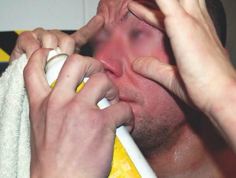 Pepřový sprej splňuje nejvyšší bezpečnostní standardy. Rozsah pracovních teplot je v rozmezí -20 až +50 C.