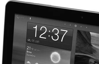 Tablet také nepřipojíte přes standardní konektor. Speciální kabel přitom slouží současně k připojení k (velmi malé) nabíječce, budete jej příliš často přepojovat.