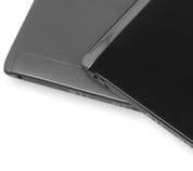 Srovnáte-li si rozmístění ovládacích prvků, rozměry i technologickou výbavu, zjistíte, že se liší pouze vzhledem, použitými materiály a mírně odlišnou