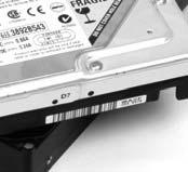 Srdcem řídicí elektroniky disku je hlavní čip WDC WD80C10-SW, 3 který zpracovává data z disku.