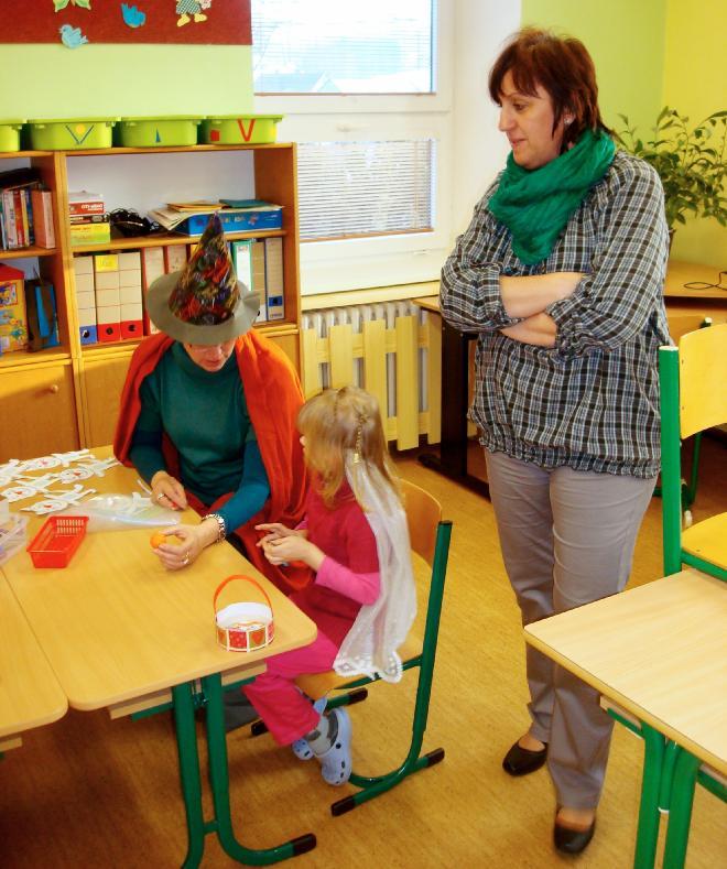 Je nějaké jídlo, které byste za žádných okolností nepozřela? Nějaké nechutnosti by se asi našly Pustíte doma ke své plotně někdy i někoho jiného? Ráda.