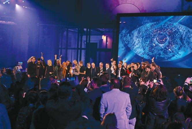 slavnostním večeru v pařížském Grand Palais,