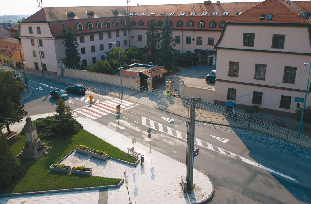 ( 20 ) CSS Chrlice ( 21 ) CSS Chrlice CENTRUM SOCIÁLNÍCH SLUŽEB PRO OSOBY SE ZRAKOVÝM POSTIŽENÍM V BRNĚ CHRLICÍCH NEMŮŽETE NIKOHO NIC NAUČIT. MŮŽETE MU NANEJVÝŠ POMOCI, ABY TO SÁM V SOBĚ NALEZL.