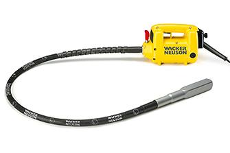 nejvyšší bezpečnostní standardy Přívodní kabel 5 metrů pro velkou volnost pohybu při práci - vyrobený z gumy Mimořádně pružný a současně maximálně odolný K dispozici