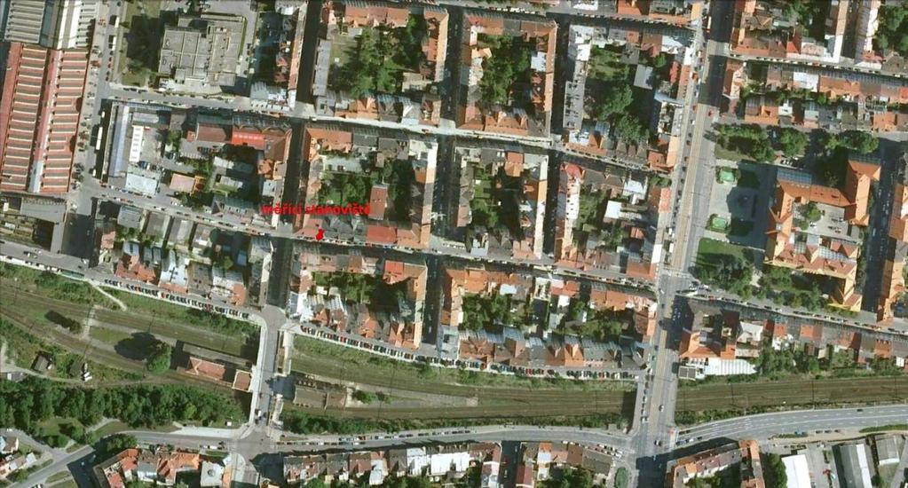 Obrázek P5_mapa okolí měřícího stanoviště - budovy v okolí tratě Zářez na trati byl další testovanou oblastí.