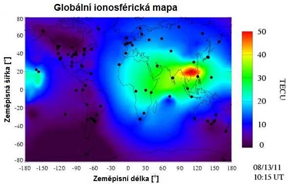 Obrázek 11_Globální mapa závislosti množství TEC na geografické poloze_převzato s úpravami z [6] Jak již bylo výše zmíněno, množství volných elektronů se mění v závislosti na sluneční aktivitě, což