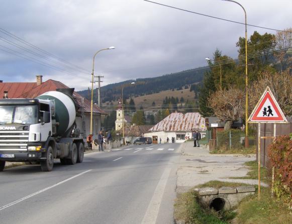 viď foto 72 vymeniť nefunkčnú dopravnú značku za dopravnú