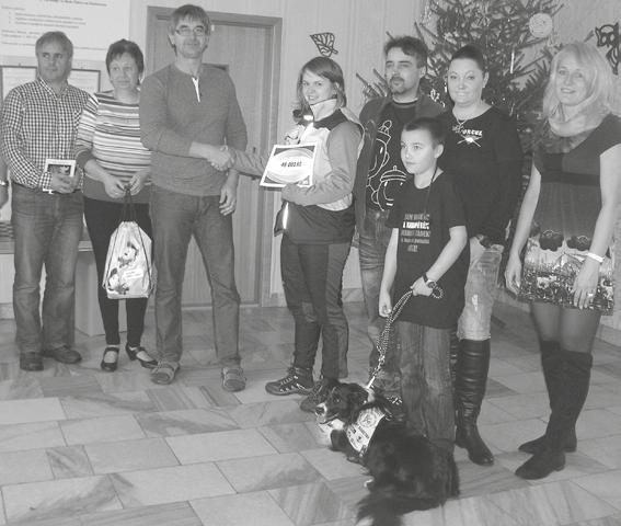Základní škola pomohla Alešovi Rodiče malého diabetika Aleše již mohou být klidní. Jejich syna chrání na každém kroku fenka border kolie Dixie, která rozpozná, kdy hrozí Alešovi kolaps.