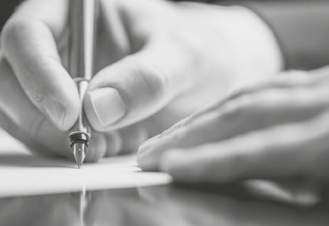 Štvou vás příbuzní? Sepište testament! Sepsat u notáře testament, neboli česky závěť, ještě zdaleka neznamená, že se v dohledné době odeberete na pravdu boží. Naopak.