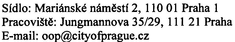 Postrádá se vizualizace objektu, která by umožnila udìlat si názor na vztah zámìru s krajinným rázem, zejména pak vztah k vrchu Parukáøka.