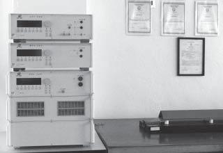 60068-2-1, ČSN EN 60068-2-2, ČSN EN 60068-2-14, ČOS 999905, MIL 810E (chlad, suché teplo, vlhkost), elektrických a světelných zařízení motorových