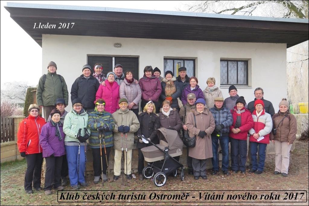 jsme prošli nad Pančavským vodopádem, kolem Labské boudy, pramene Labe, Tvarožníku až na Voseckou boudu, kde jsme se šli ohřát a občerstvit.