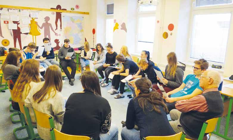 Beseda o holocaustu 12. února letošního roku se žáci prvních ročníků střední školy Trivis v Prostějově zúčastnili besedy s pamětníkem holocaustu Ing. Pavlem Friedem.