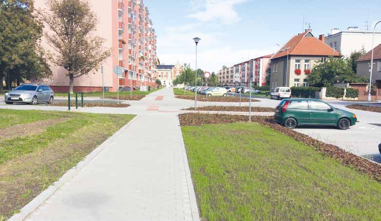 etapy revitalizace byla provedena rekonstrukce vozovky, chodníků, veřejného osvětlení.