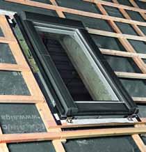 .. Veľkosť okna 7/9 EZB AAS sada pre vonkajšie napojenie pre všetky strešné okná so zatepľovacím blokom WD Prednosti Roto: ZIN šírkové diely ZIN BRE 400 K W bez DPH 70 78 86 98 116 120 s DPH 84,00
