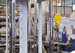 Hodnoty / Kvalita Prodej Komunikace s tváří a s osobností stojí u nás na prvním místě: jeden zákazník - jeden prodejce.