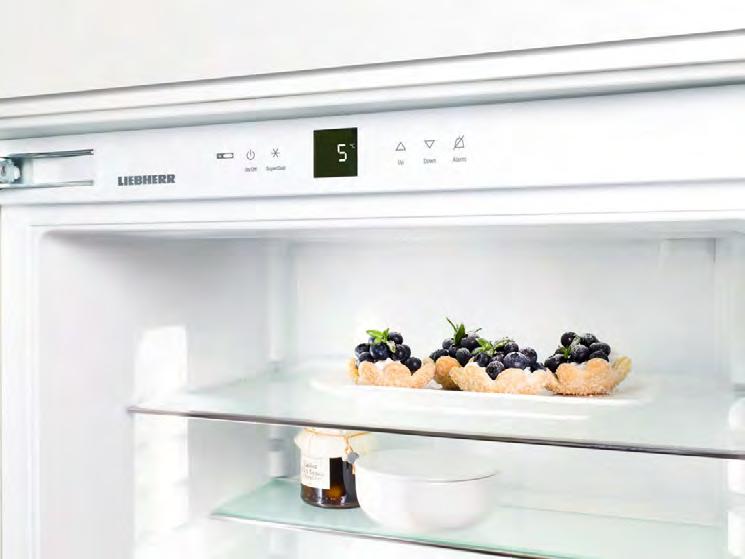 interiéru. Kontakt dveří vypne ventilátor při otevření dveří, pomáhá tak šetřit cennou energii.