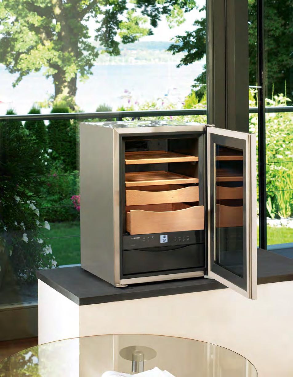 Spotřebič pro udržení správné vlhkosti ZKes 453 Humidor Spotřeba energie za rok / 24 hod: 162 / 0,443 kwh Celková využitelná kapacita: 39 l Hlučnost: 40 db(a) Klimatická třída: N (+16