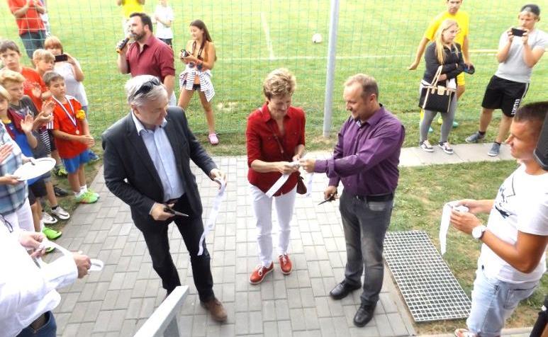 Před vyhlášením výsledků turnaje si popovídal Ondra Paděra s dětmi.