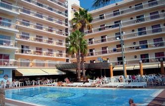 STRAVOVÁNÍ Polopenze formou švédských stolů, možnost dokoupení plné penze nebo ALL INCLUSIVE. SPORT/ZÁBAVA Každý den v hotelu probíhají animační programy.