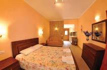 ŘECKO KORFU Studia Hotel Zelená perla Jónského moře smaragdový ostrov to vše jsou výstižné přívlastky malebného ostrova Korfu. A že tomu je vskutku tak, potvrdí každý, kdo ostrov navštívil.