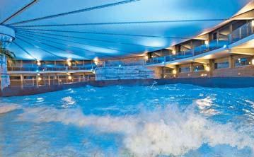 Po poledni ubytování v novém hotelu Thermal Hotel BALANCE**** a následně opět možnost vstupu do termálních lázní. Večeře, nocleh. 3. 4.