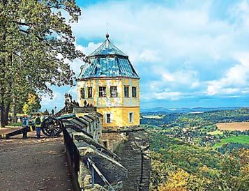 ČECHY, NĚMECKO Poznávací zájezdy Königstein ČESKOSASKÉ ŠVÝCARSKO I 1. den: odjezd z Plzně v 5.30 hod. (z Prahy v 6.45 hod.). První zastávkou bude památná hora Říp, symbol naší národní historie.