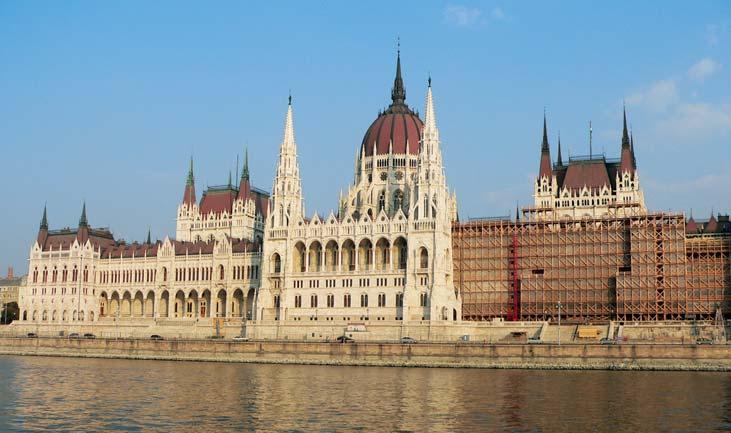 MAĎARSKO, SLOVENSKO Eger Poznávací zájezdy HORY A TERMÁLY MAĎARSKA 1. den: odjezd z Plzně ve 22