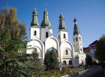 gotická Stará radnice nebo také nejstarší restaurace v Evropě Piwnica Swidnica, kterou navštěvoval i Chopin nebo Goethe a kam si samozřejmě také můžete zajít posedět na výborné místní pivo.