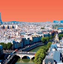 ) Vydáte se také po stopách slavných umělců malebnými uličkami Montmartru (Moulin Rouge, Moulin de la Galette, náměstí Abbesses, Bateau Lavoir, Lapin Agile, Place du Tertre, Sacré Coeur...). Zajímavým kontrastem určitě bude La Défense, moderní satelit, kterému se přezdívá pařížský Manhattan.