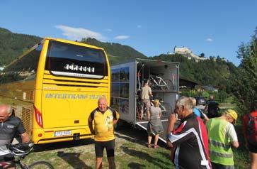 Naše cyklozájezdy jsou koncipovány tak, aby je zvládl každý, kdo se alespoň občas projede na kole. Na své si ale může přijít i vytrénovaný cyklista.