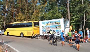 Stará o hladký průběh Vaší dovolené, seznamuje Vás s jednotlivými cykloetapami a upozorňuje Vás na zajímavosti navštívené oblasti. Rozhoduje také o změnách programu v závislosti např. na počasí.