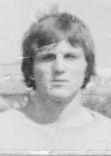 V nasledujúcich riadkoch chce me predstaviť celý futbalový "orchester" hráčov TJ Baník Veľký Krtíš, ktorí v rokoch 1980 1982 hrali divíziu a II.