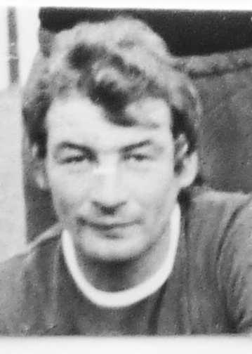 Jašina. Ten ako vzácny hosť, v spoločnos ti výborného československého brankára a čer stvého majstra Európy Iva Viktora, zavítal aj k nám na futbalový štadión.
