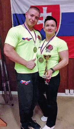 Já jsem s výkony v bench-pressu 100 kg a mrtvém tahu 180 kg vyhrála a stala se mistryní ČR a v absolutním pořadí ze všech žen jsem obsadila 2. místo národní rekord v bp.