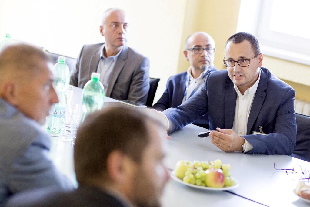odborných lékařských týmů, které jsou složeny z našich vlastních specialistů. Samotná strategie bude konzultována a oponována členy Lékařské rady Nemocnice Pardubického kraje, a.