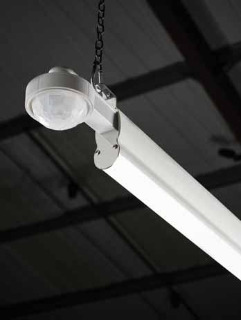 umístění) Jednoduchá instalace do průmyslových svítidel pomocí průchodky M20 Instalace do velkých výšek 15m, pro větší výšky (až 20m) nutno vzít v úvahu podmínky instalace, kontaktujte Legrand)