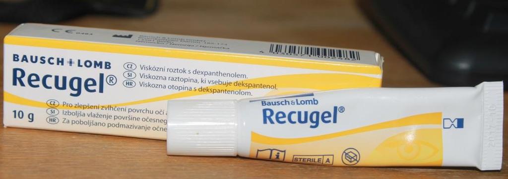 Medikamentózní terapie Léčiva používány topicky Lakrimomimetika» Klíčové v terapie KCS» Profilakticky při anestezii» Recugel, SenziVit Přípravky na vodní báze» Příliš rychle vysychají,