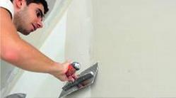 se, že jsou vyrovnané a lícují pro natření SkamoWall