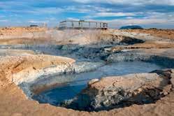 Þingvellir Gullfoss Reykjavík Keflavík Hella Modrá laguna Vík Navštívíme též perlu jihovýchodního Islandu ledovcovou lagunu Jökulsárlón (plavba po laguně obojživelným vozidlem je v ceně zájezdu),