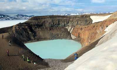 Jökulsárlón Skógafoss Skaftafell Vík kteří si chtějí plnými doušky vychutnat kouzlo islandské přírody. Na ostrov ohně a ledu se dostaneme pohodlně přímým letem z Prahy.